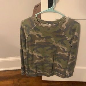 American Eagle camo sweatshirt XS